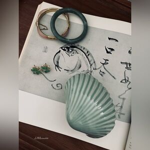 Vintage Serene Celadon Shell Jewelry Box